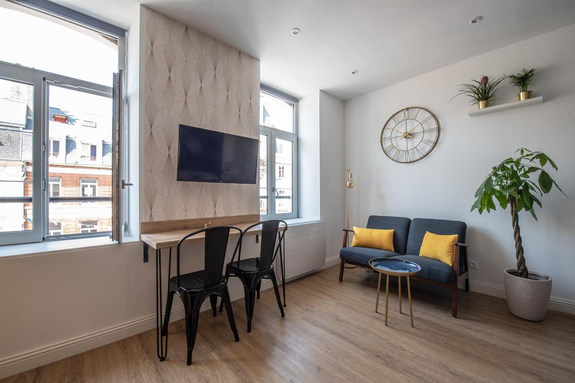 Au Nouveau Boulonnais - 4 Appartements Charmants Pour Couples, Familles Et Groupe D'Amis, Vieille Ville Et Centre Ville De Boulogne Sur Mer Εξωτερικό φωτογραφία